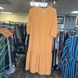 Chic Orange Midi Dress